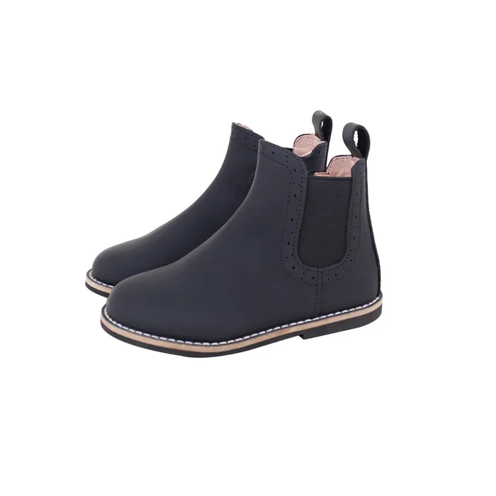 Perroquet Shoes Rings Perroquet Silky Leather Side Zipper Bootie Black