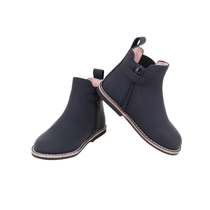 Perroquet Shoes Rings Perroquet Silky Leather Side Zipper Bootie Black