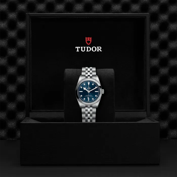 Rings TUDOR Black Bay 31