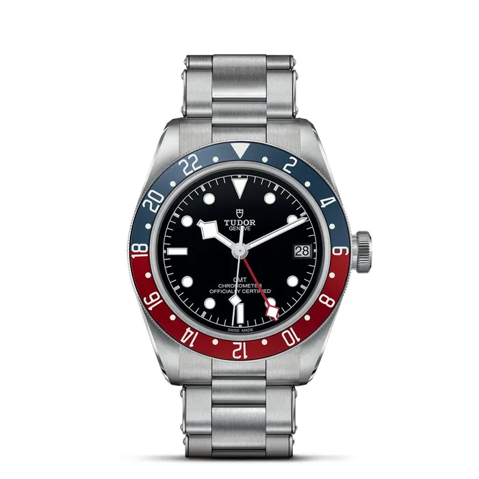 TUDOR Rings Black Bay GMT