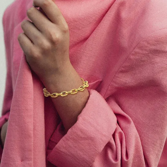 Bracelets Original Amour 82mm Textured Oval Link Bracelet in 14k Yellow Gold 8 in JMS always