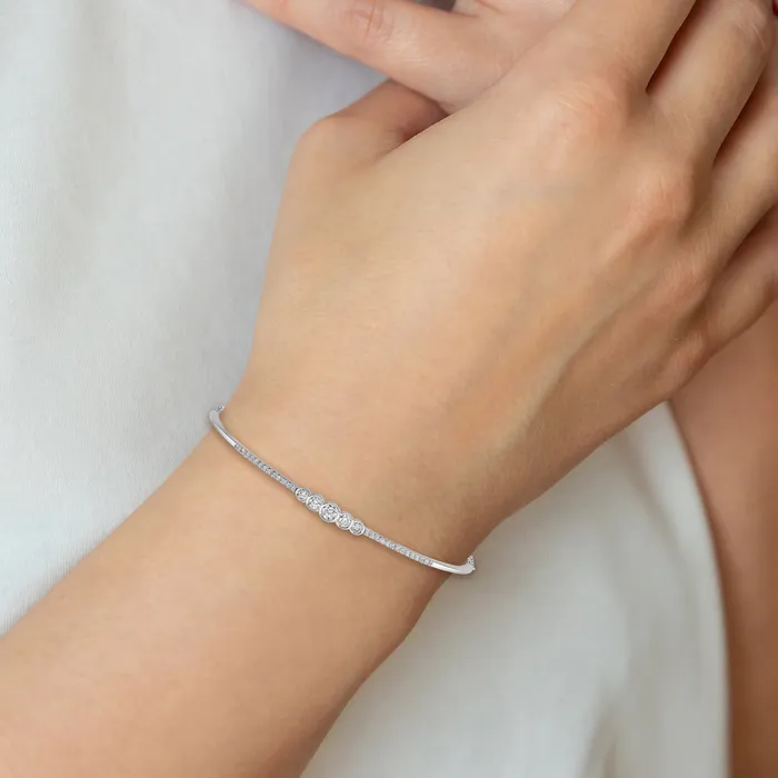 Goldia Bracelets 14k White Gold 12 Ct Lab Grown Diamond VSSI G Bezel Set Bar Flexible Bangle Bracelet